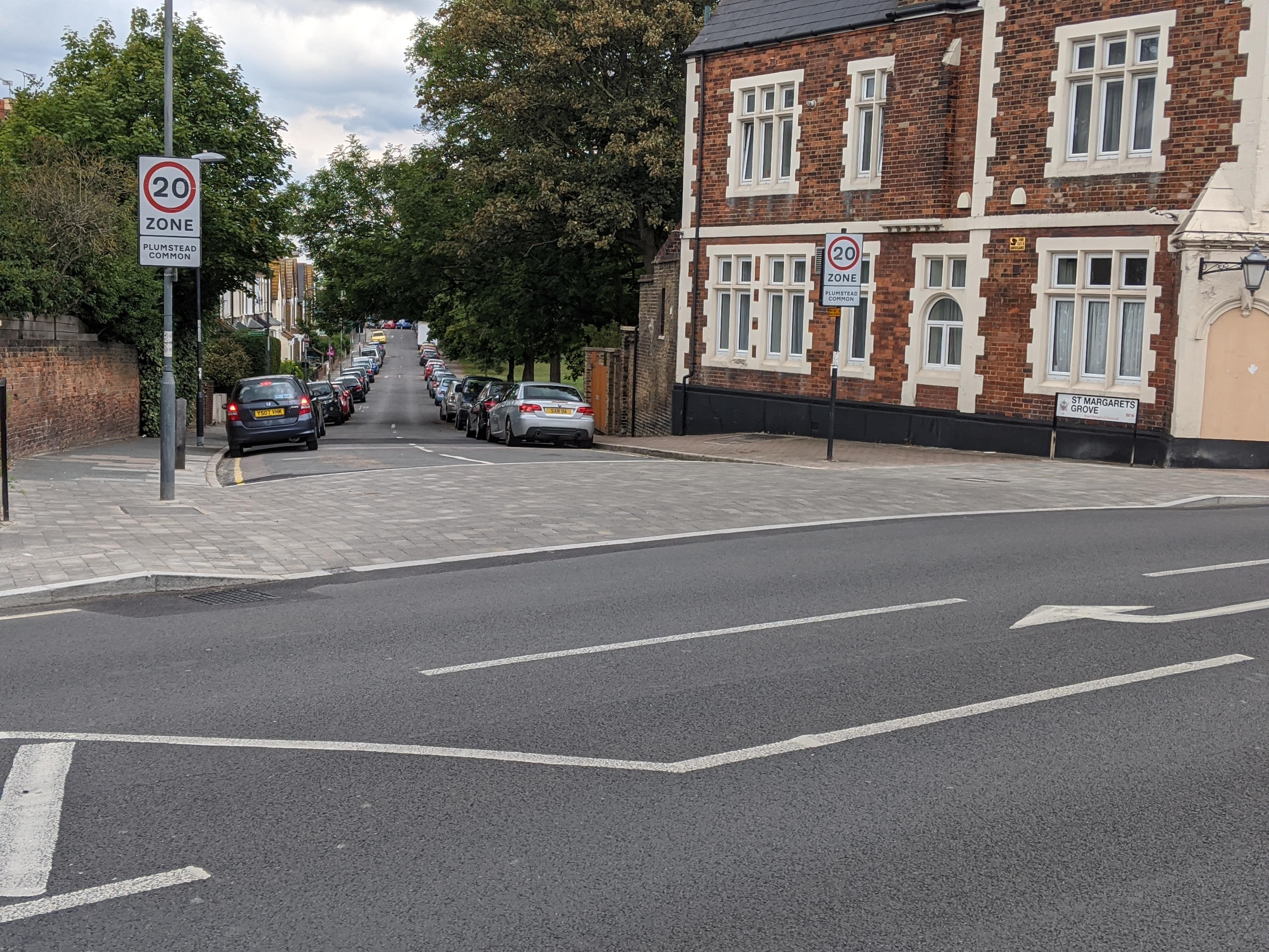 Continuous footway