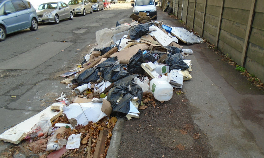 Fly-tip at New Lydenberg Street, Charlton