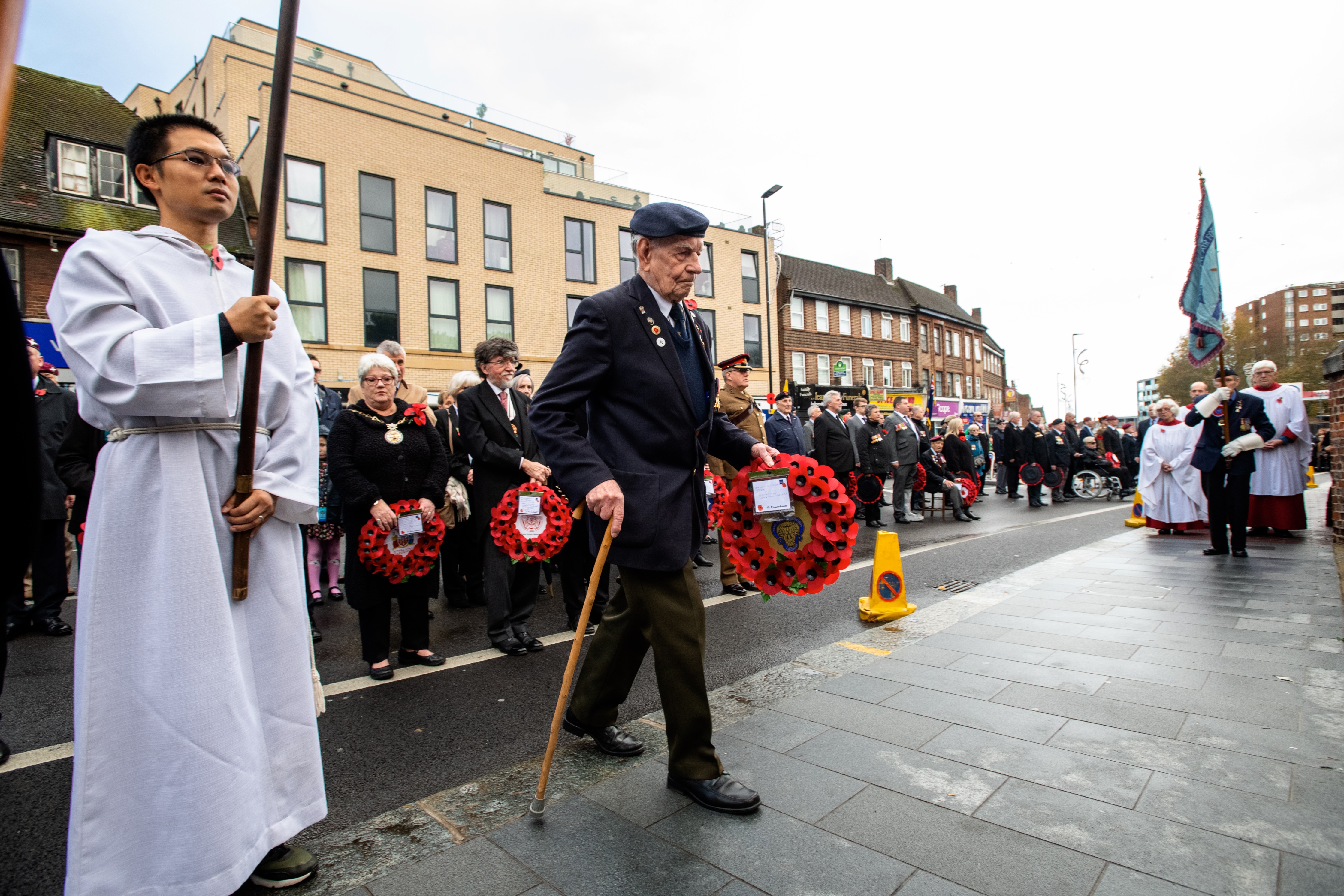 A veteran lays a wreath at an Eltham war memorial in 2018