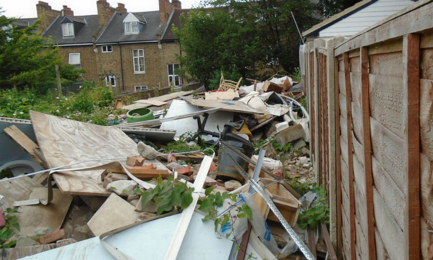 Mr Patel's neglected land in Vicarage Road.