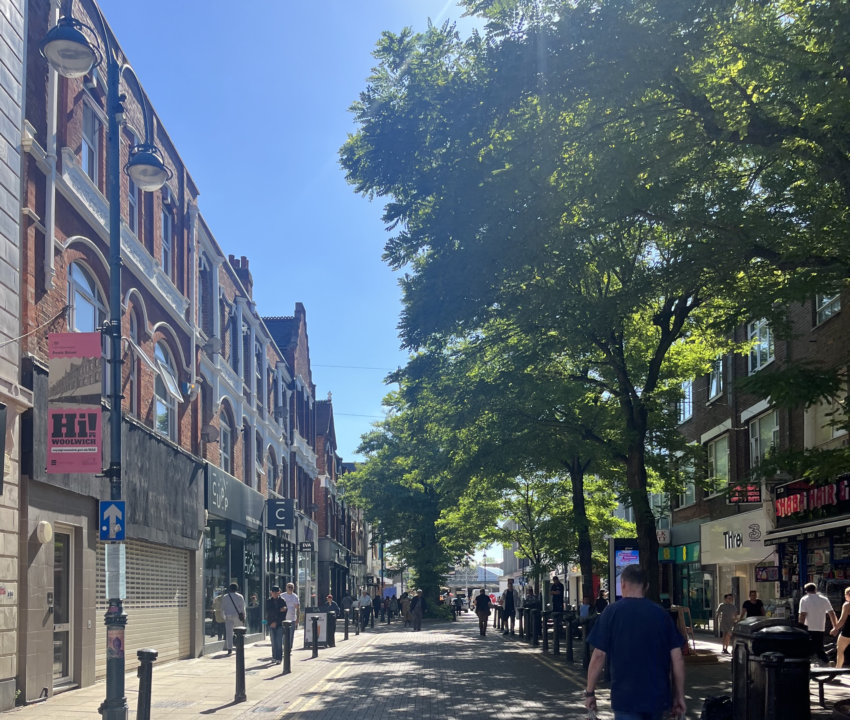 Powis high street on a sunny day