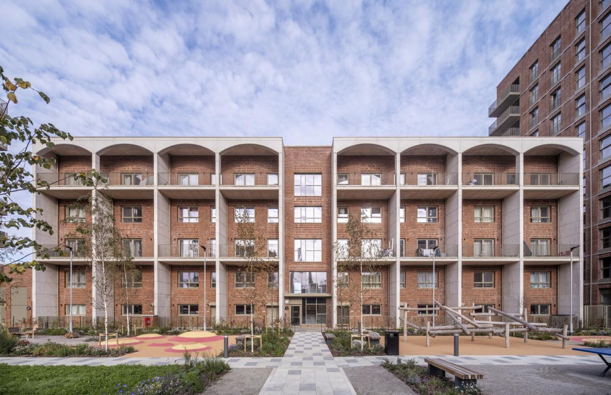A photo of Kidbrooke Park Road North, the first phase of a 452 home carbon neutral social housing development.