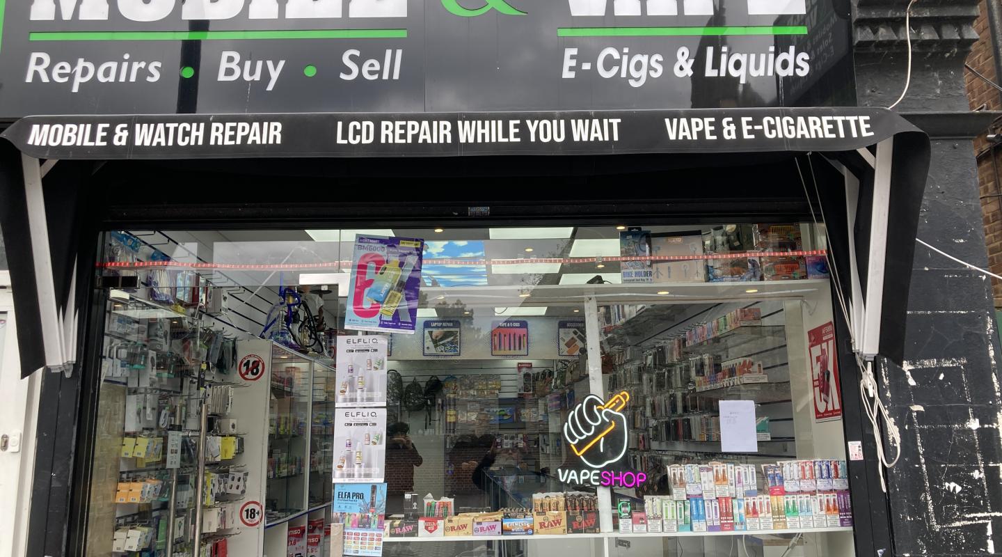 Photo of UZI Mobile and Vape shop front in Eltham